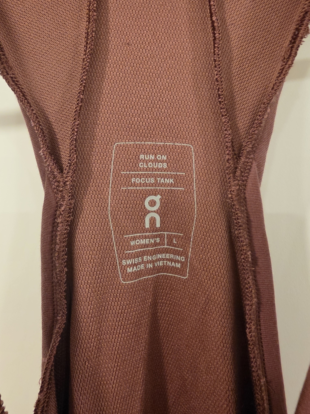 On Running Dusty Rose Racerback Performance Tank - Picture 2 of 4